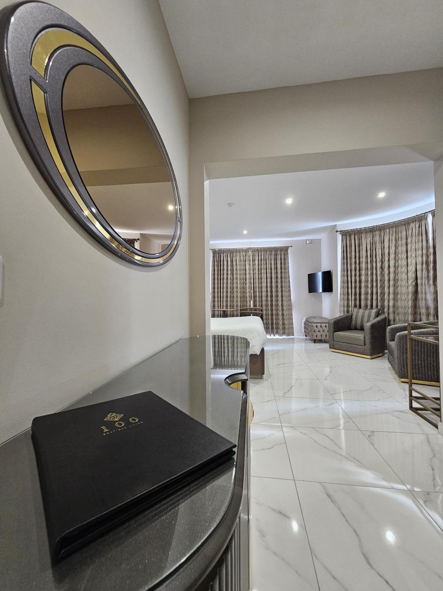100 Boutique Living Hotel Rabat Exterior photo
